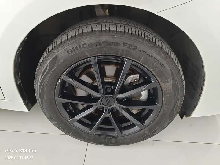 Geely Emgrand GT 2021 2021款 1.8T 领航版+