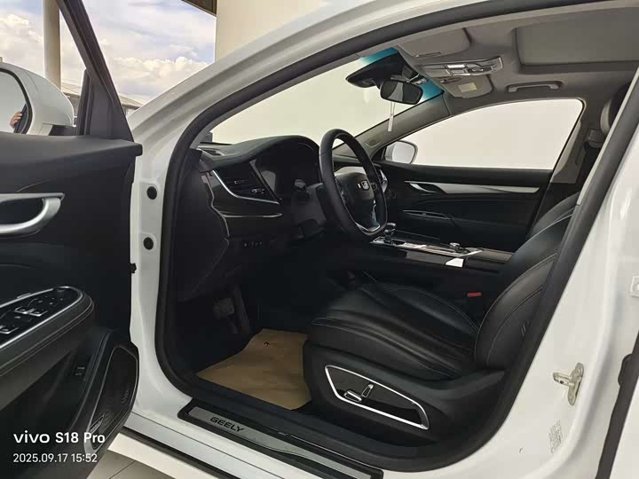 Geely Emgrand GT 2021 2021款 1.8T 领航版+