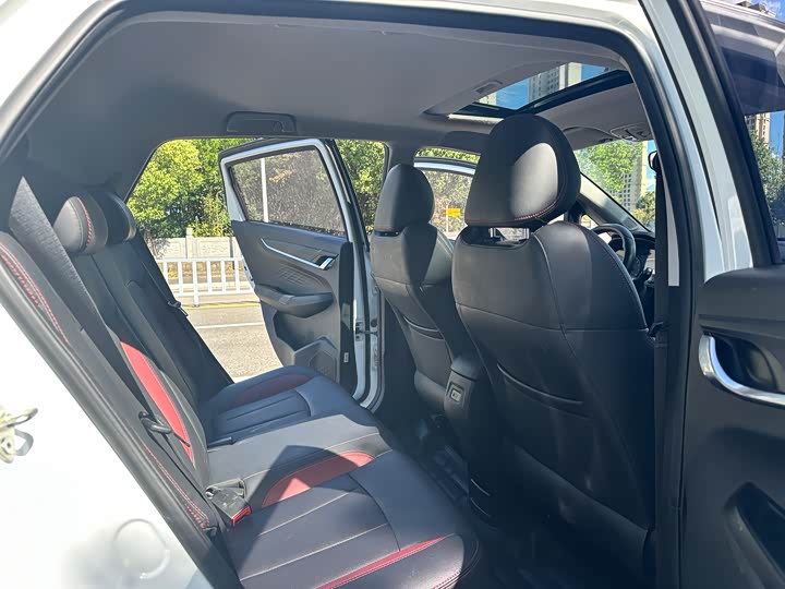 Geely Vision X3 2021 2021款 PRO 1.5L CVT尊贵型