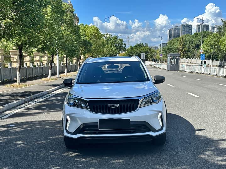 Geely Vision X3 2021 2021款 PRO 1.5L CVT尊贵型