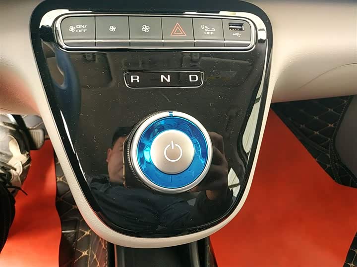 Ora White Cat 2022 2022款 小野猫版 401km 旗舰型 三元锂