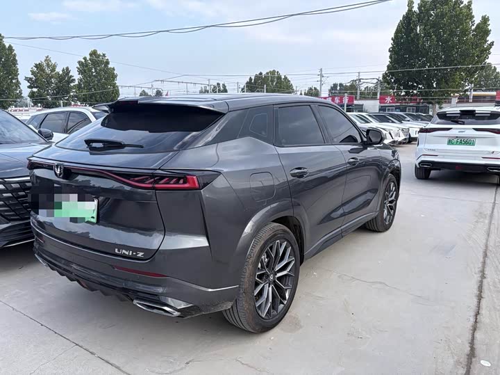 Changan UNI-Z Hybrid 2024 2024款 蓝鲸智电iDD 125km 卓越型