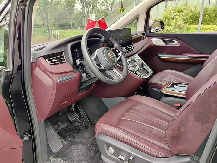 Hongqi HQ9 2023 2023款 2.0T 智联旗享版