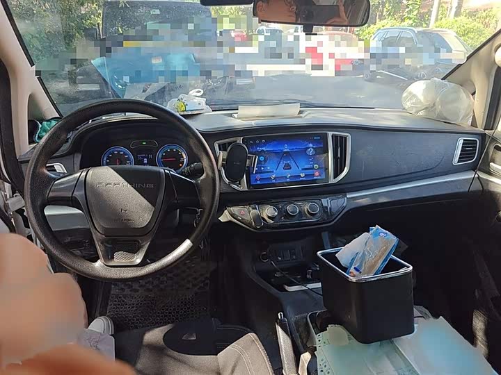 Dongfeng Forthing Lingzhi M5 EV 2022 2022款 普通版 基本型 7座
