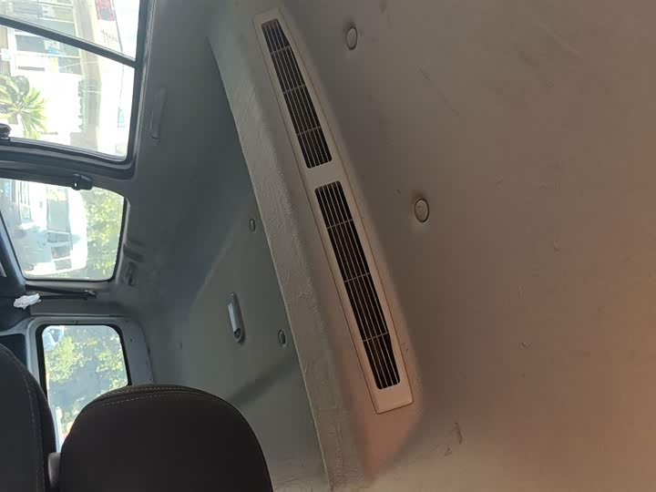 Dongfeng Forthing Lingzhi M5 EV 2022 2022款 普通版 基本型 7座