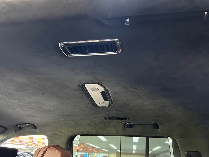 Hongqi LS7 (Guoyao) 2022 2022款 4.0T 尊爵旗舰版 4座