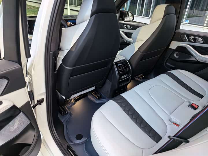 BMW X5 M 2023 2023款 X5 M 雷霆版