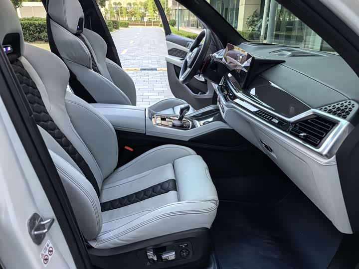 BMW X5 M 2023 2023款 X5 M 雷霆版