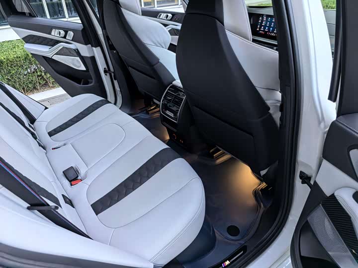 BMW X5 M 2023 2023款 X5 M 雷霆版