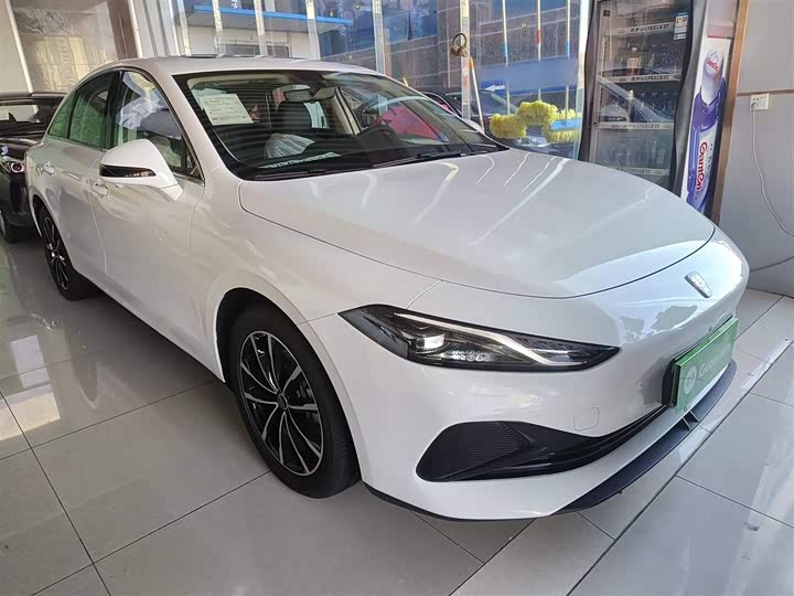 Roewe D7 2025 2025款 DMH 125km 世界冠军卓越版