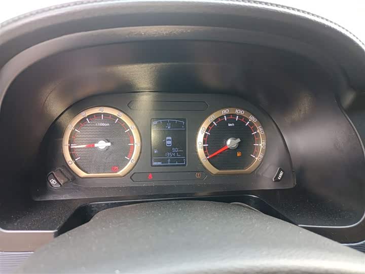 Dongfeng Forthing Lingzhi M5 2023 2023款 M5L 1.6L 舒适型 7座