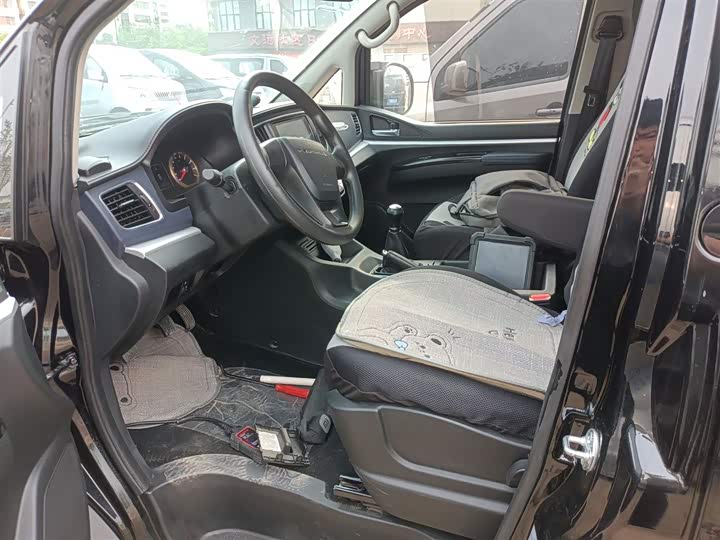 Dongfeng Forthing Lingzhi M5 2023 2023款 M5L 1.6L 舒适型 7座