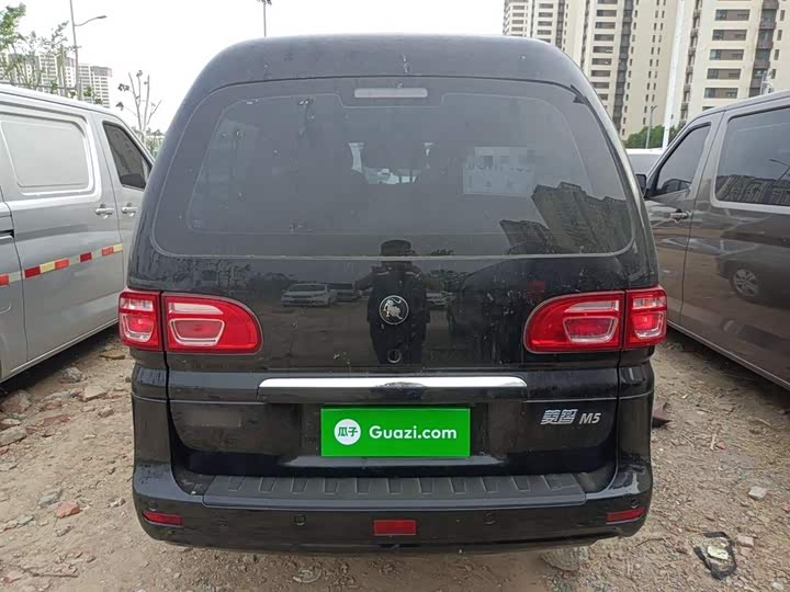 Dongfeng Forthing Lingzhi M5 2023 2023款 M5L 1.6L 舒适型 7座