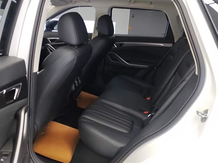 Bestune T55 2023 2023款 1.5T 自动飞跃款