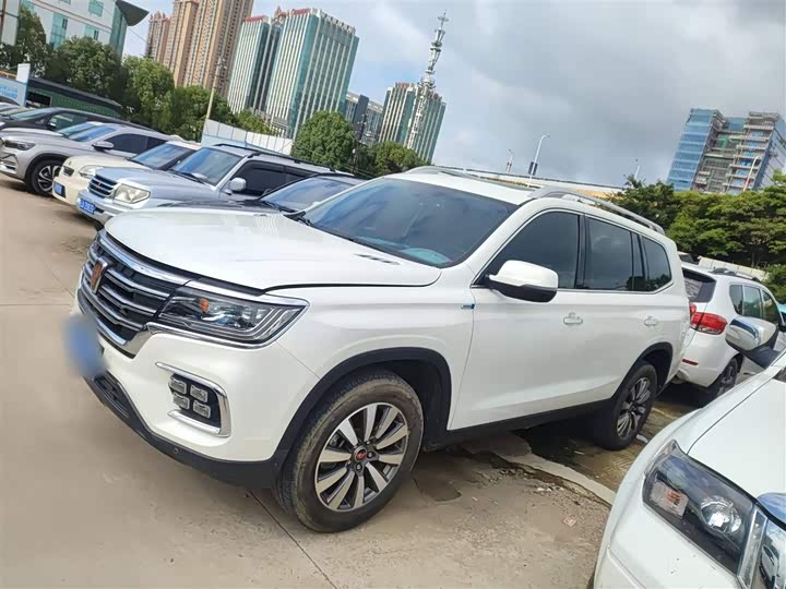 Roewe RX8 2019 2019款 30T 两驱超群旗舰版