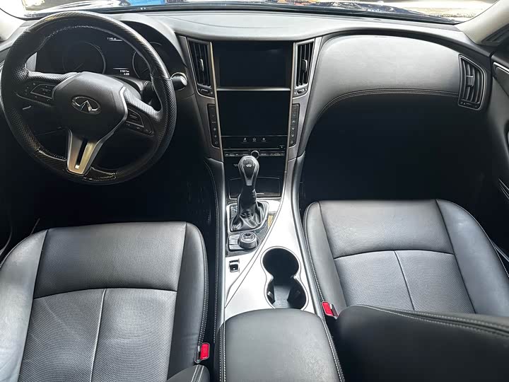 Infiniti Q50L 2022 2022款 2.0T 逸享版