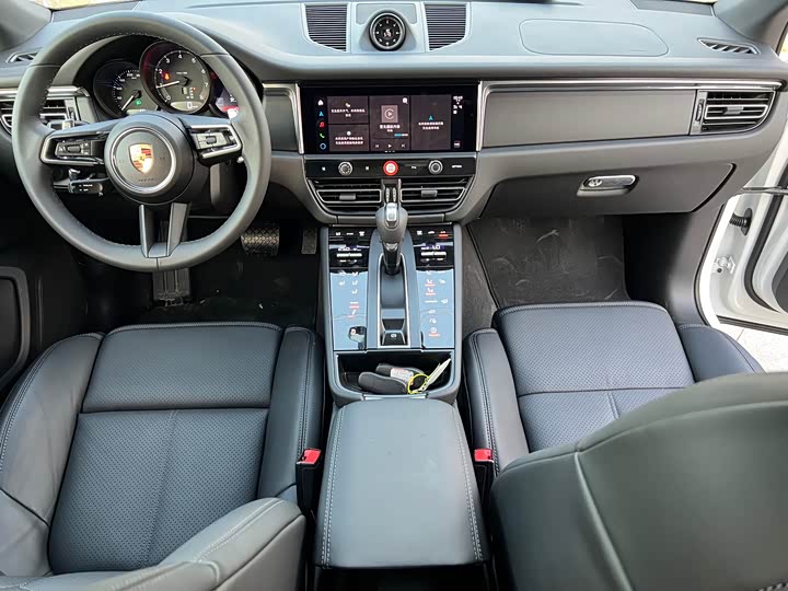 Porsche Macan 2025 2025款 Macan 2.0T 逐梦版