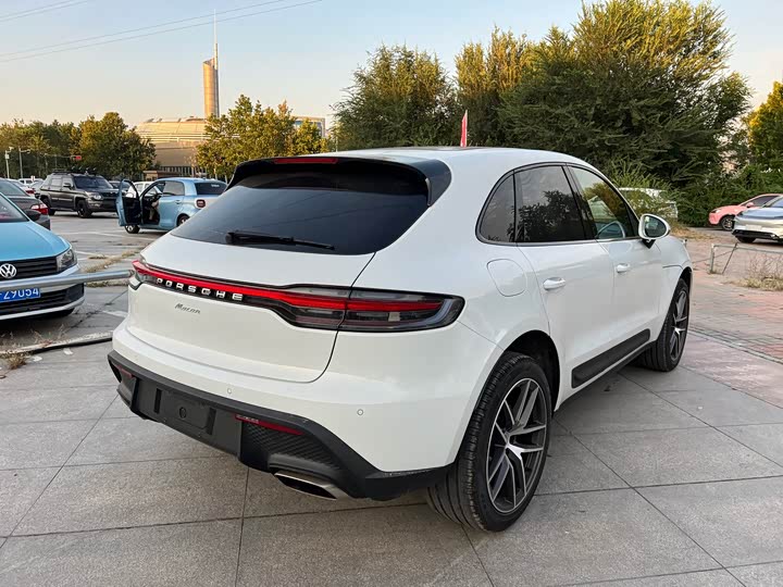 Porsche Macan 2025 2025款 Macan 2.0T 逐梦版