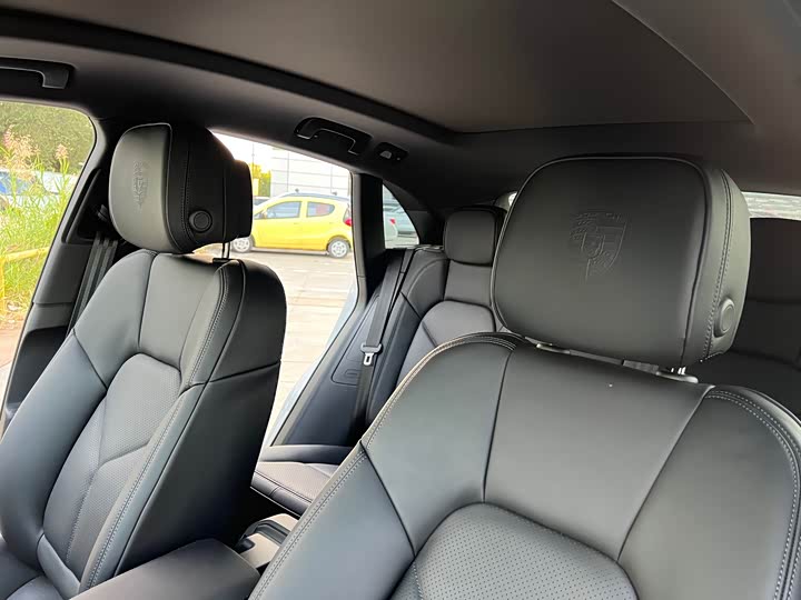 Porsche Macan 2025 2025款 Macan 2.0T 逐梦版