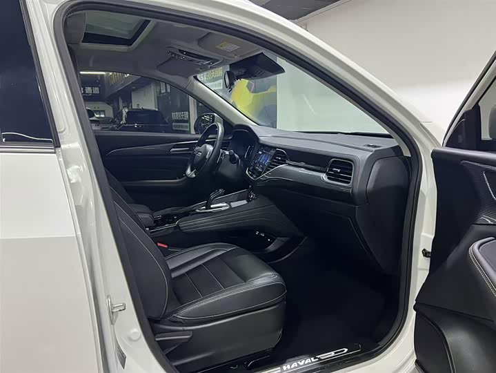 Haval F7x 2021 2021款 1.5T 两驱极智潮玩版