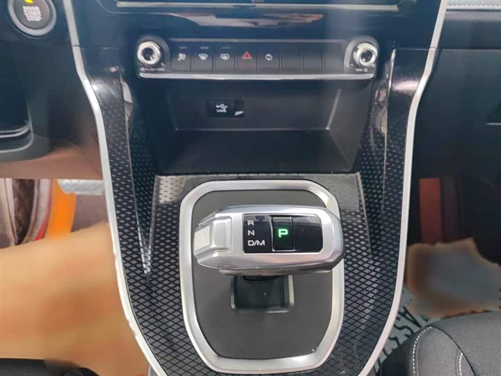 Haval M6 2023 2023款 PLUS 1.5T DCT精英智联型