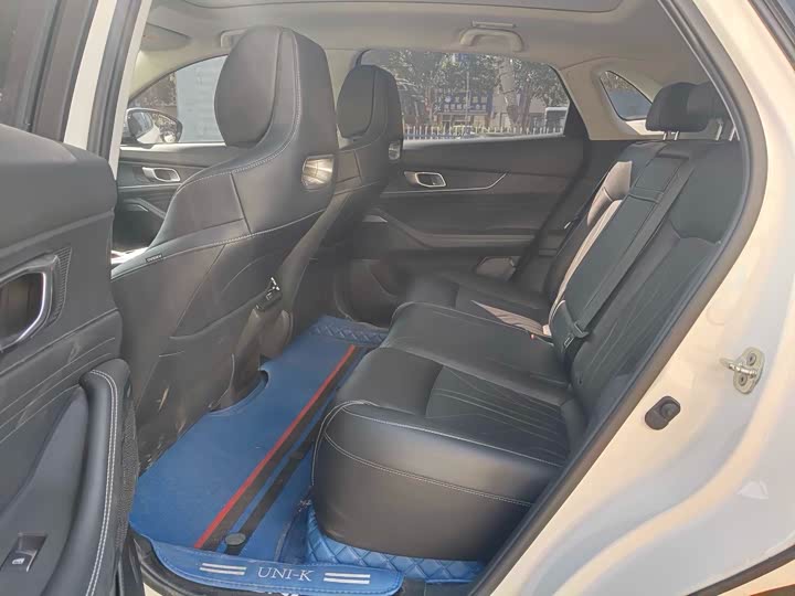 Changan UNI-K 2021 2021款 2.0T 豪华型