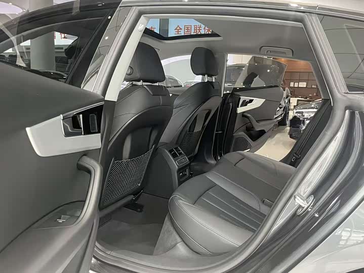 Audi A5 2024 2024款 Sportback 40 TFSI quattro 豪华动感型