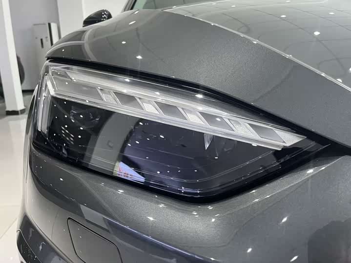 Audi A5 2024 2024款 Sportback 40 TFSI quattro 豪华动感型