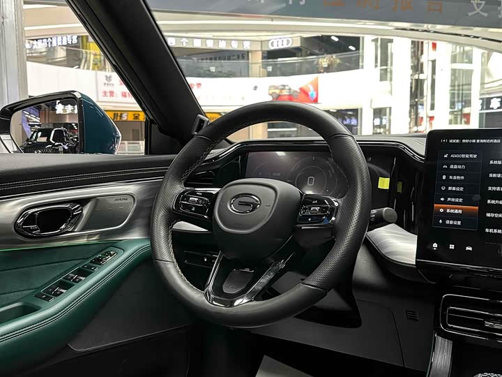 GAC Trumpchi GS8 2024 2024款 双擎系列 2.0TM 四驱尊贵版