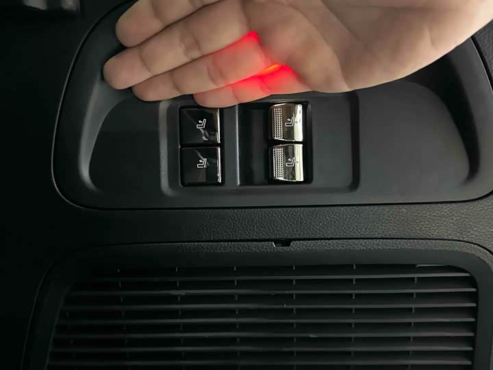 GAC Trumpchi GS8 2024 2024款 双擎系列 2.0TM 四驱尊贵版