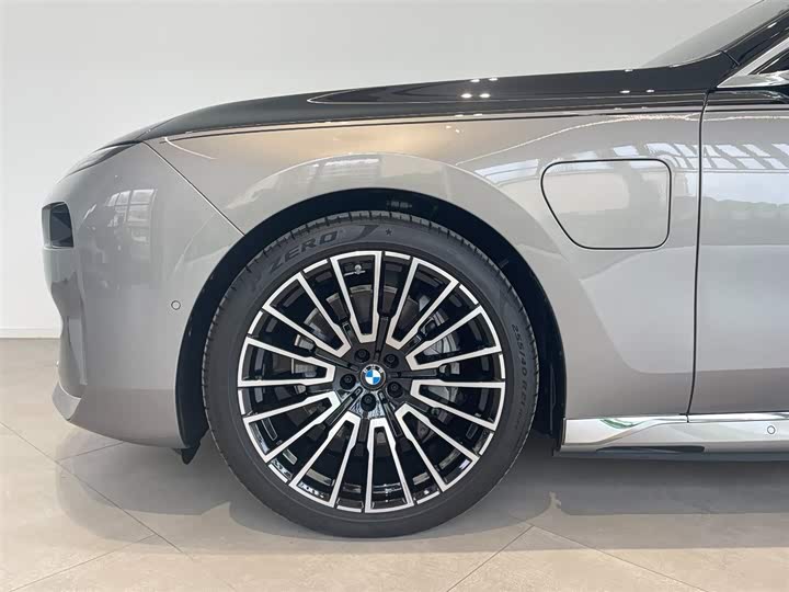BMW i7 2023 2023款 xDrive60L 豪华套装