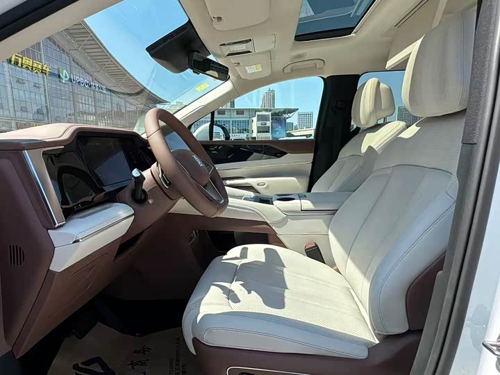 BYD Xia 2025 2025款 DM-i 1.5T 180km 卓越型