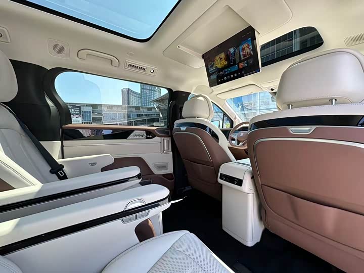 BYD Xia 2025 2025款 DM-i 1.5T 180km 卓越型