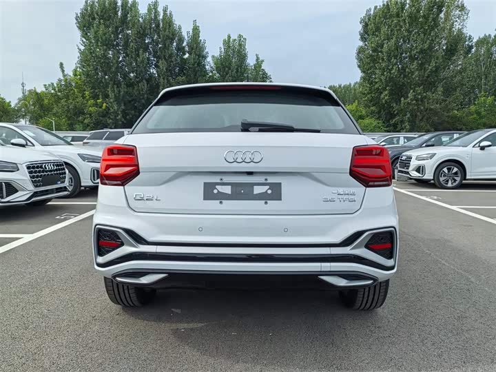 Audi Q2L 2025 2025款 35TFSI 时尚动感型