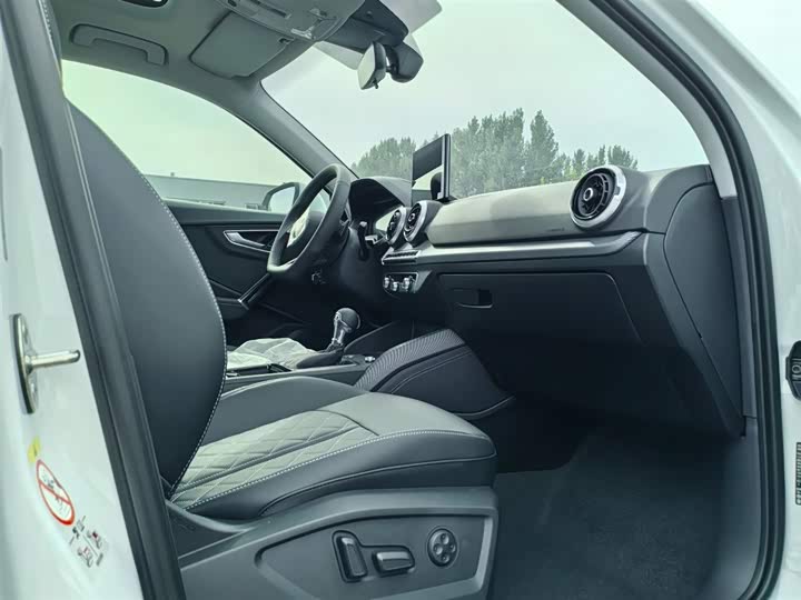 Audi Q2L 2025 2025款 35TFSI 时尚动感型