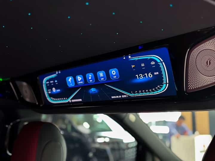 Mercedes-Benz Vito 2024 2024款 2.0T 商务版 7座