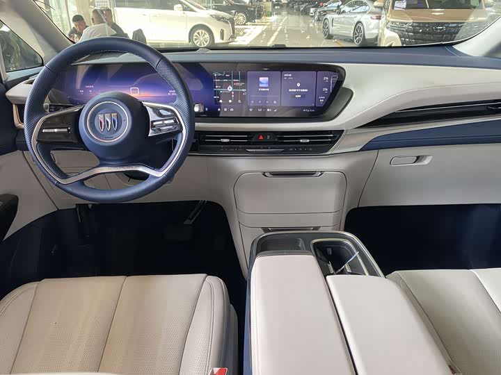 Buick GL8 Century 2025 2025款 2.0T 七座蕴世版