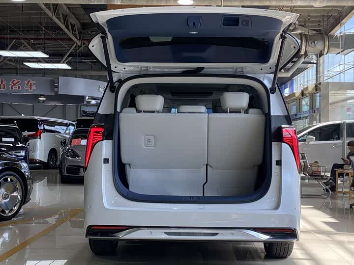 Buick GL8 Century 2025 2025款 2.0T 七座蕴世版