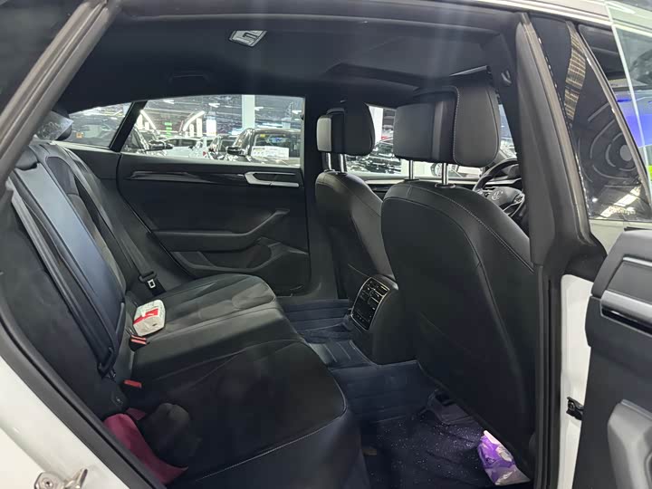 Volkswagen CC 2024 2024款 330TSI 炫目 众享款