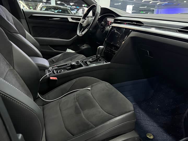 Volkswagen CC 2024 2024款 330TSI 炫目 众享款