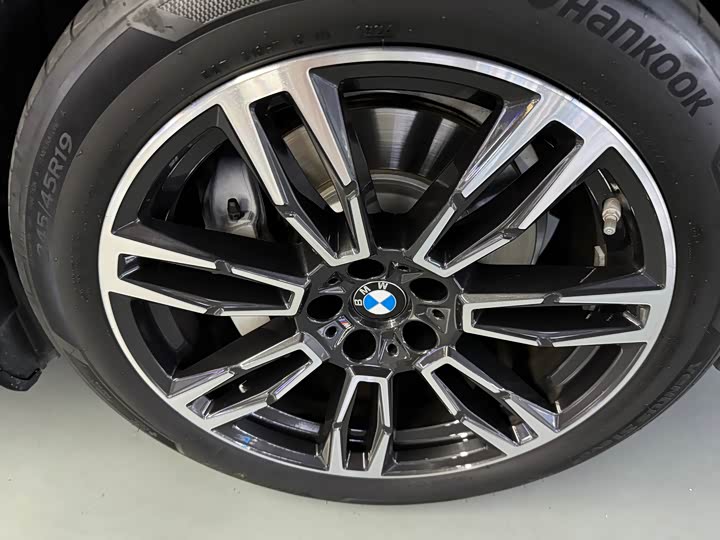 BMW 5 Series 2025 2025款 530Li 领先型 豪华套装