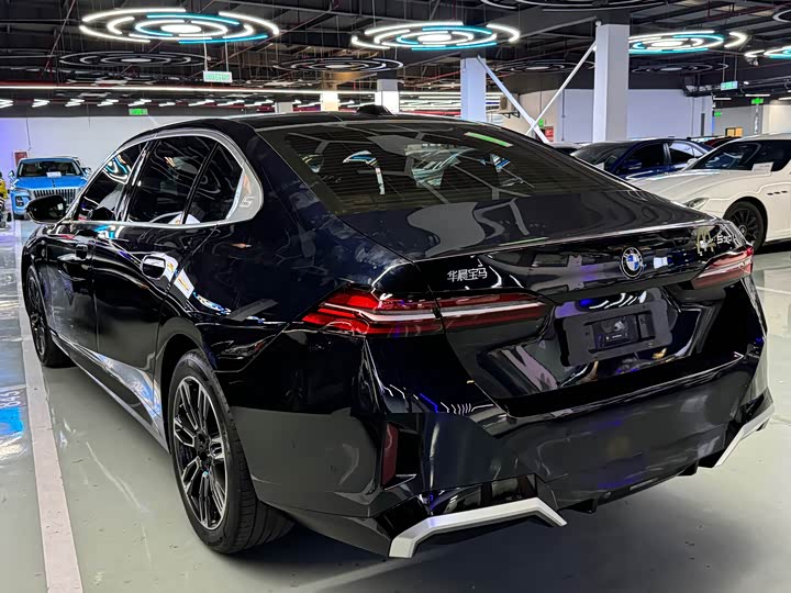 BMW 5 Series 2025 2025款 530Li 领先型 豪华套装