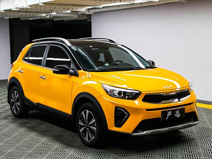 Kia KX1 2021 2021款 1.4L CVT趣享天窗款