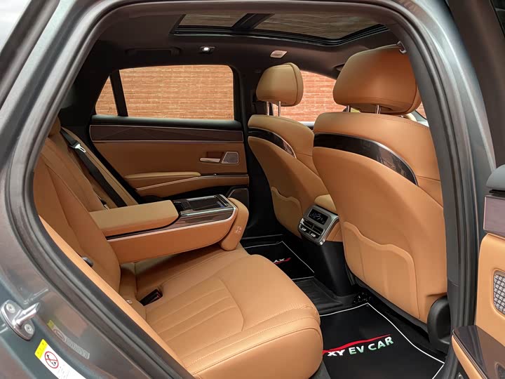 BYD Han L 2025 2025款 DM-p 四驱激光雷达旗舰型