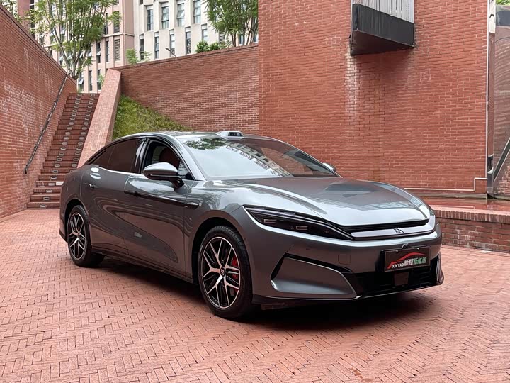 BYD Han L 2025 2025款 DM-p 四驱激光雷达旗舰型