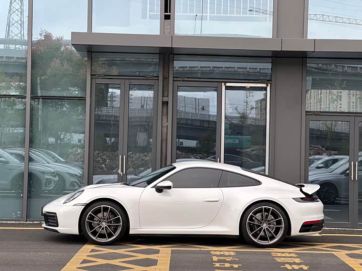 Porsche 911 2023 2023款 Carrera 3.0T