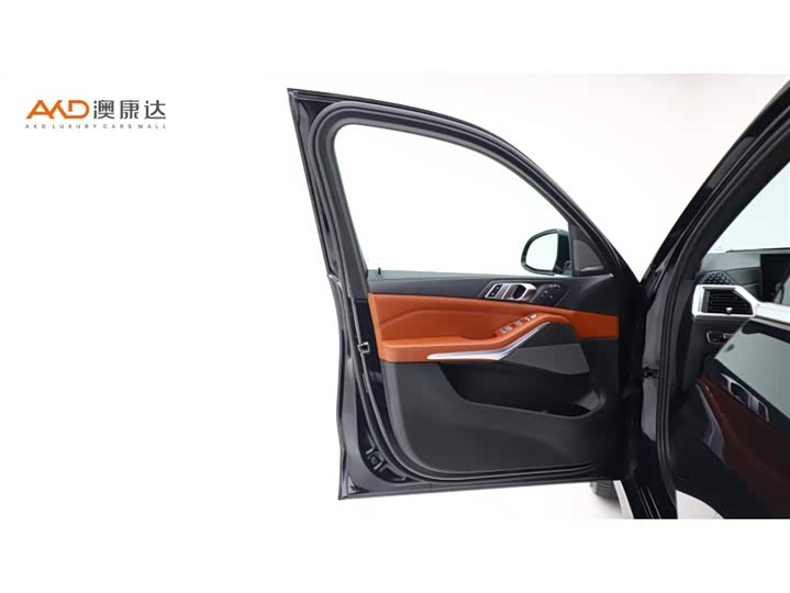 BMW X7 2023 2023款 xDrive40i 尊享型M运动套装