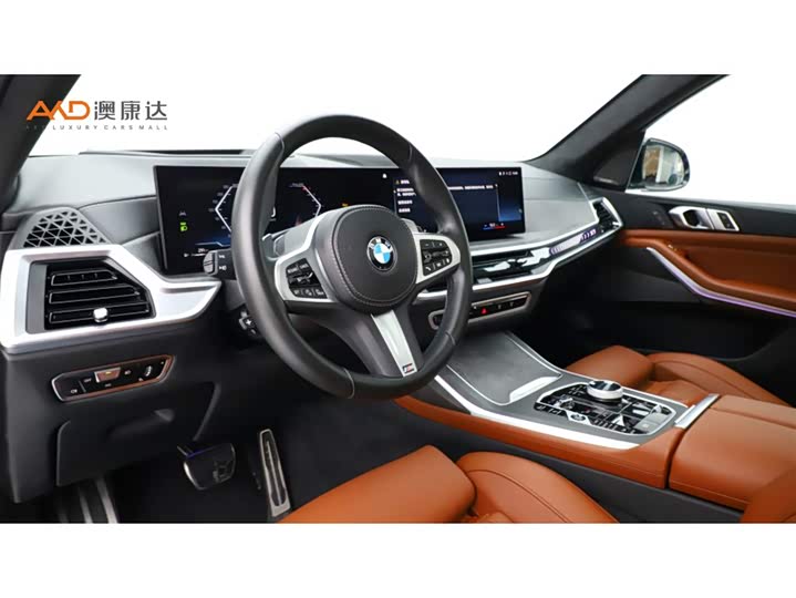 BMW X7 2023 2023款 xDrive40i 尊享型M运动套装