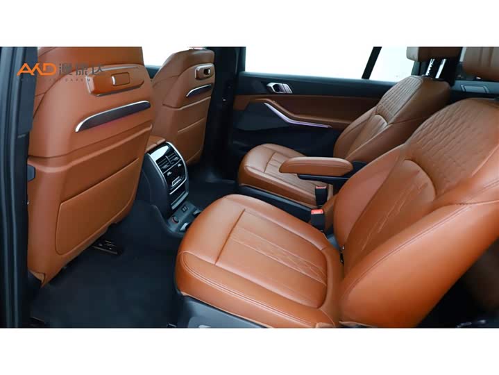 BMW X7 2023 2023款 xDrive40i 尊享型M运动套装