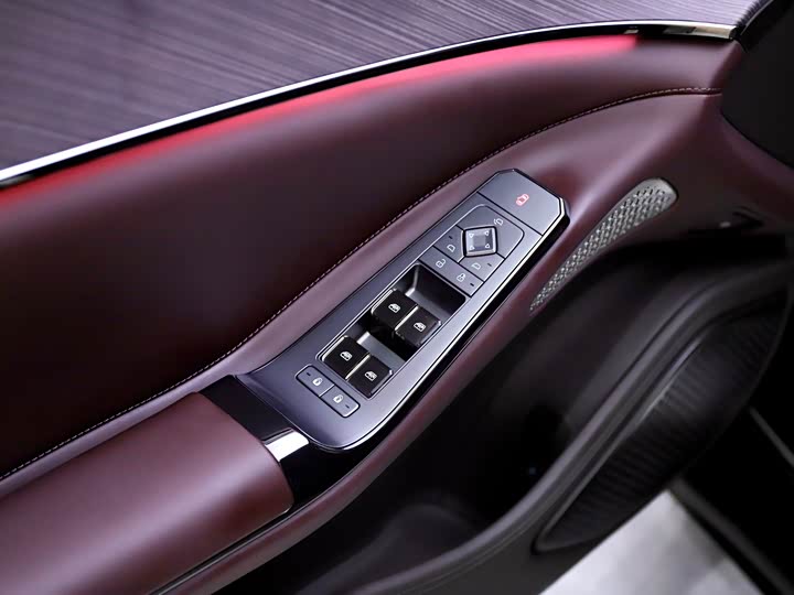 Denza Z9GT 2024 2024款 1100四驱Max首发版